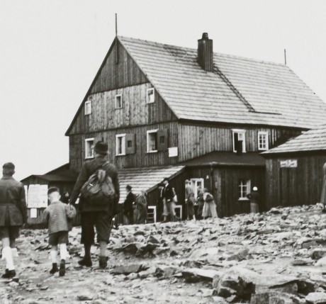 Historia schronisk na Śnieżce